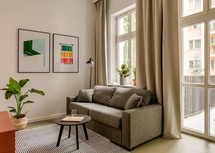 Plantonia Aparthotel